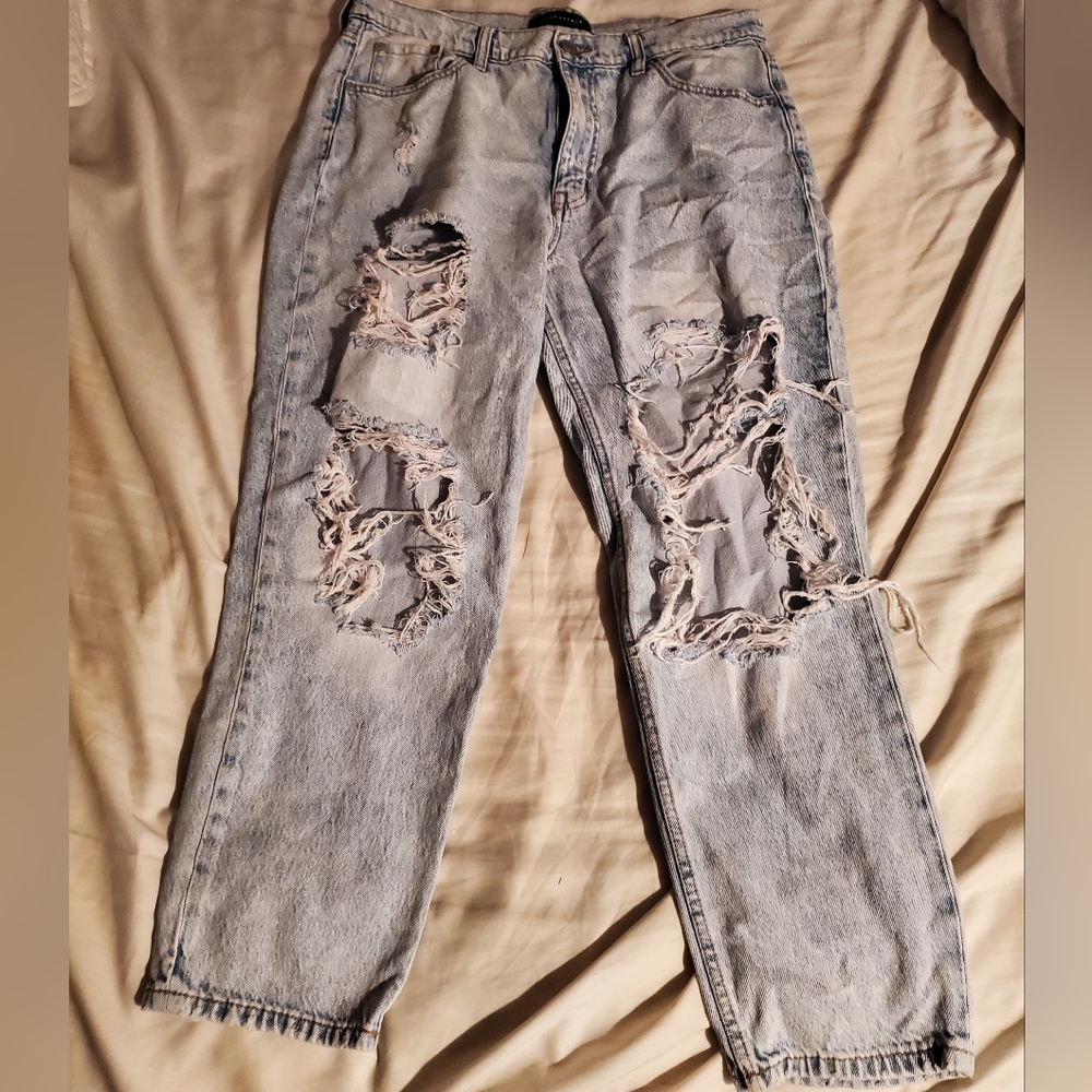 Women's ripped mom jeans
